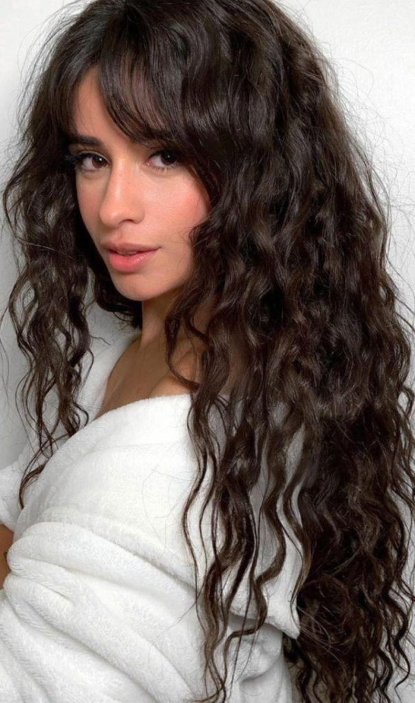 Natural Texture in Hair Trends 2024