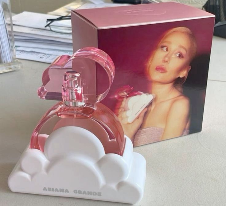 Ariana Grande Perfume