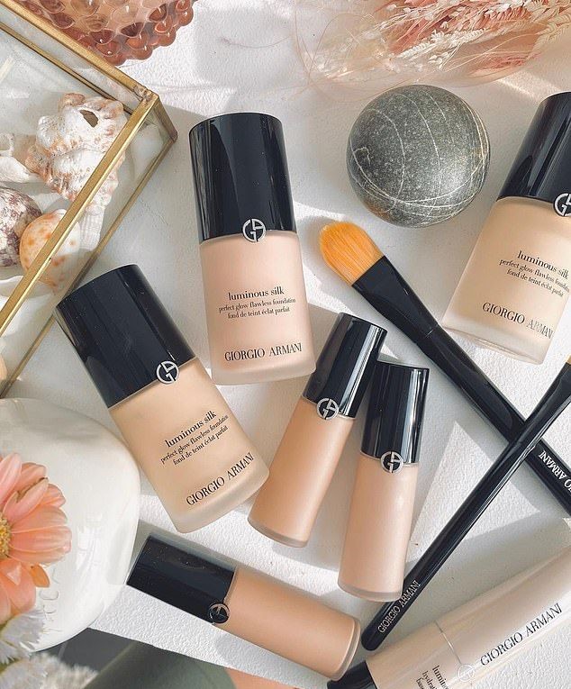 Armani Luminous Silk Foundation