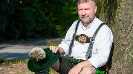Top Lederhosen Shirt Styles That Double as Classic Bavarian Shirts  