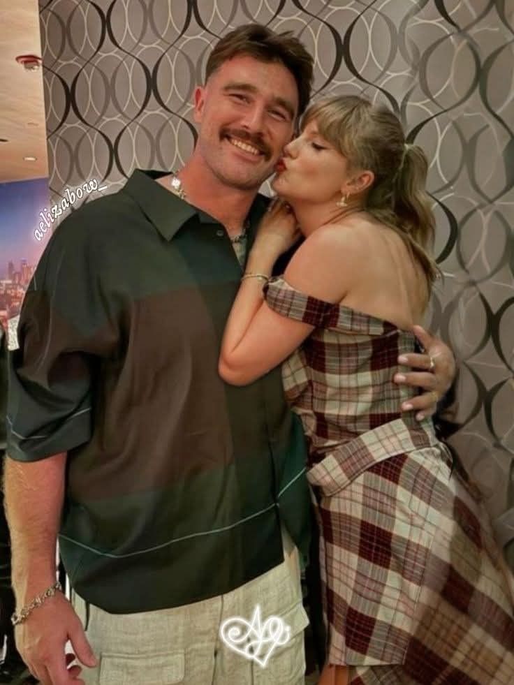 Taylor Swift Engaged