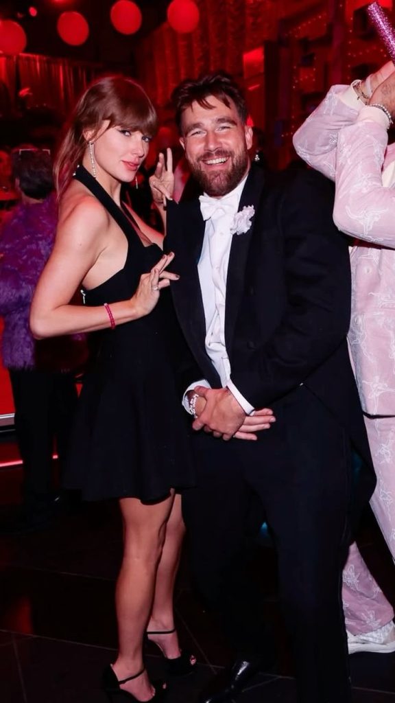 Taylor Swift Engaged