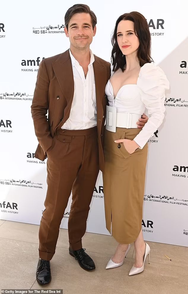 Rachel Brosnahan’s