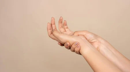 How to Make Hands Look Younger: Top-7 Effective Ways