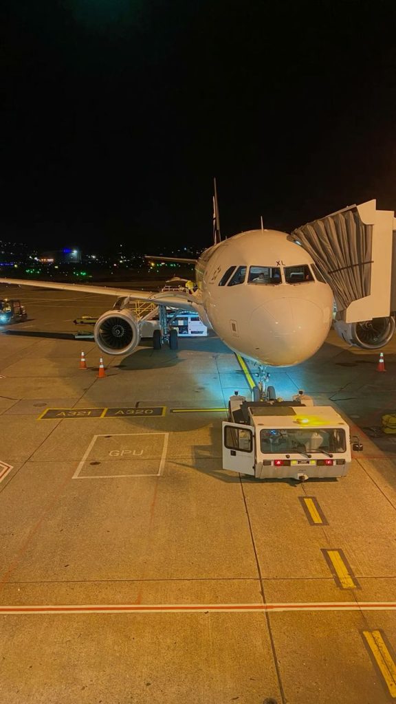 United Flight UA770 Emergency Diversion