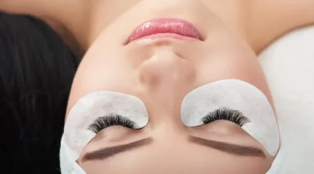 The Ultimate Guide to Lash Extensions in 2026: What’s New & Worth Trying